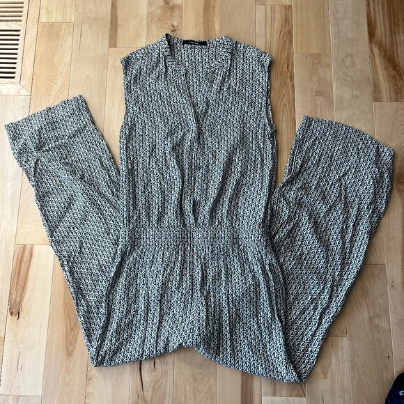 Someday Jumpsuit, size XS - Picture 1 of 2